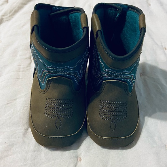 Other - Double barrel teal infant cowboy cowgirl boots - prairie pics dbl